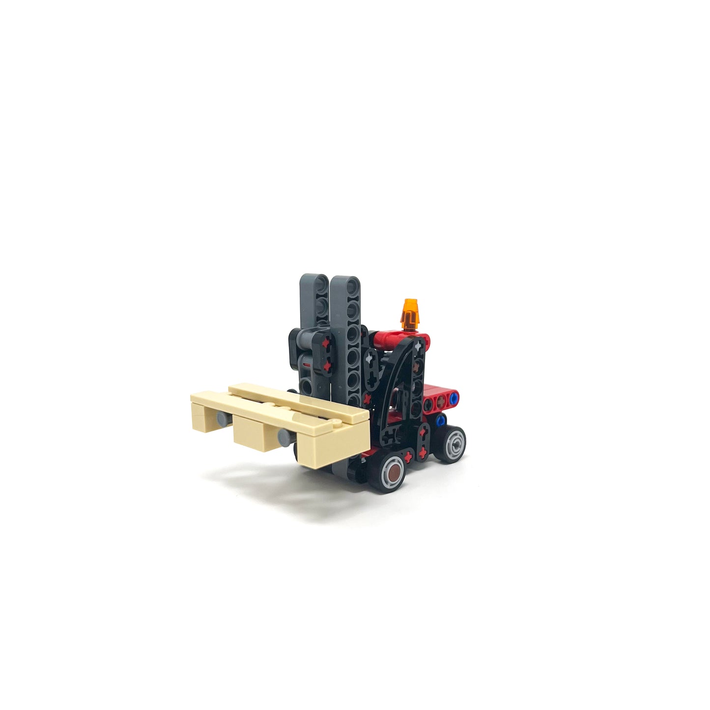 30655 Forklift with Pallet (Used)
