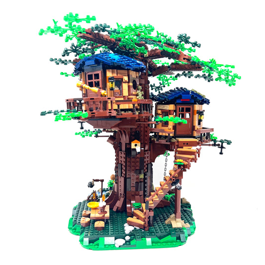 21318 Tree House (Used)